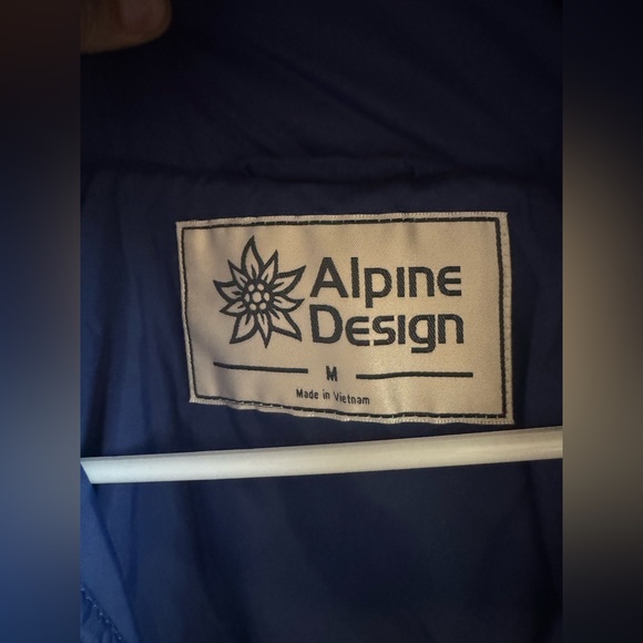 Alpine Design Puffer Jacket - Picture 9 of 10